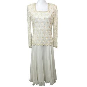 Vintage Women's Size M Beaded Embroidered Ivory Lace Chiffon Gown Wedding Dress